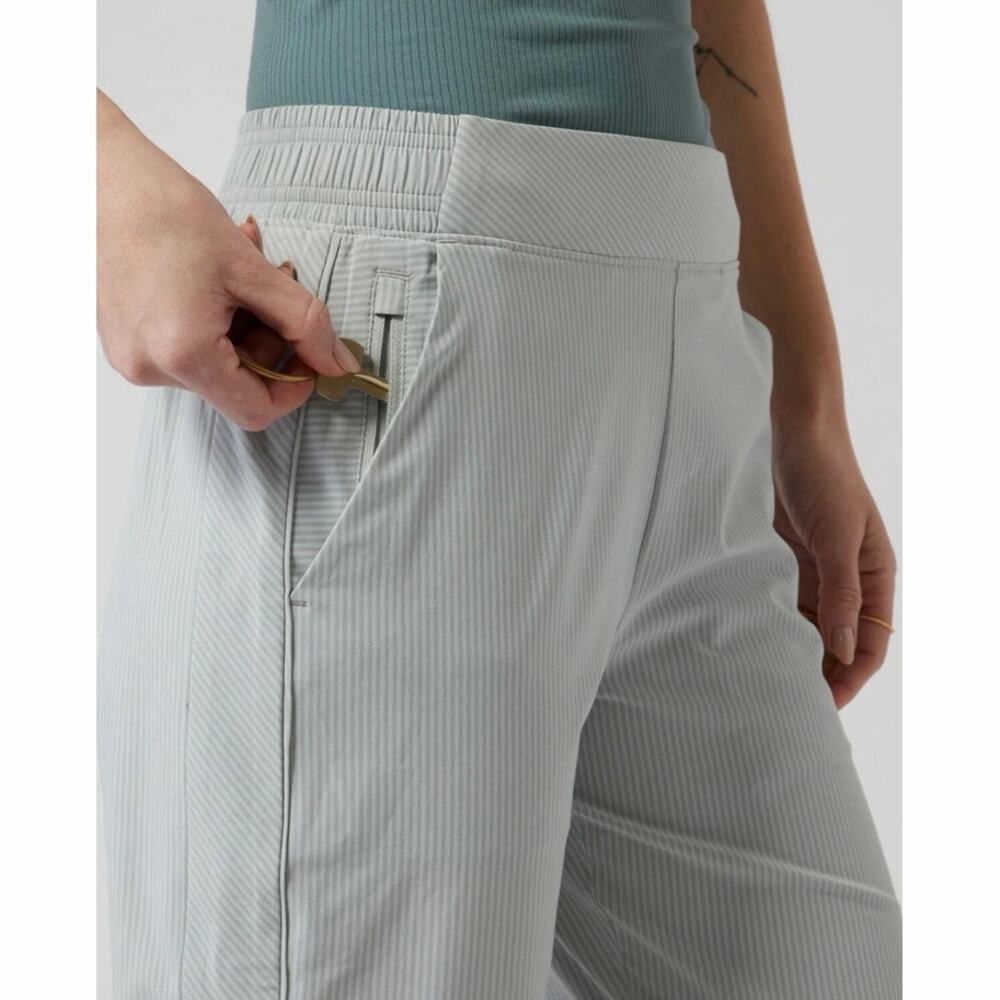 ATHLETA Joggers Green Brooklyn Striped Pinstripe Jogger Ticking Pants Sz 10 - Picture 3 of 14